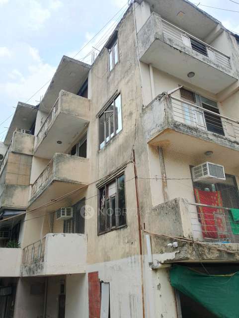 3 BHK Flat In  Paryavaran Complex for Rent  In Neb Sarai