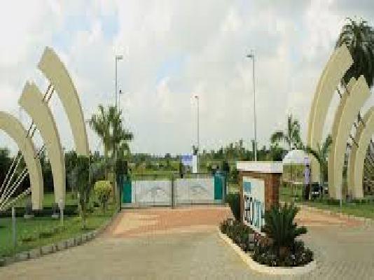 Plot For Sale  In Sis Golden Gate In Oragadam Industrial Corridor