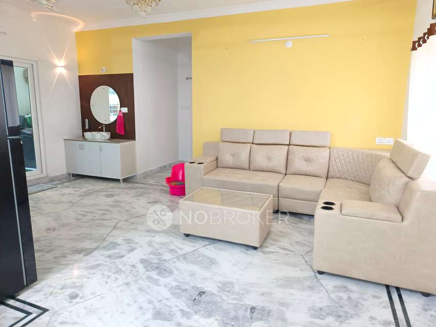 4+ BHK House For Sale  In Champapet