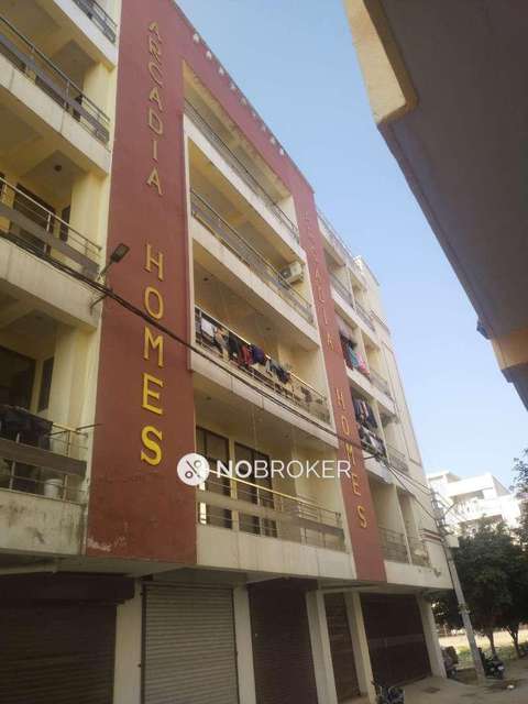 3 BHK Flat In Arcadia Homes, Royal Garden, Shastri Nagar for Rent  In Gangapuram