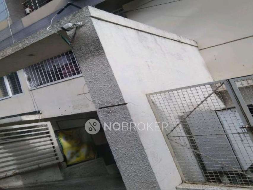 2 BHK Flat In Standalone  Building for Rent  In Domlur