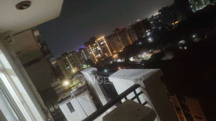 Single Room for Male In 4 BHK  In Dlf Express Greens In Manesar