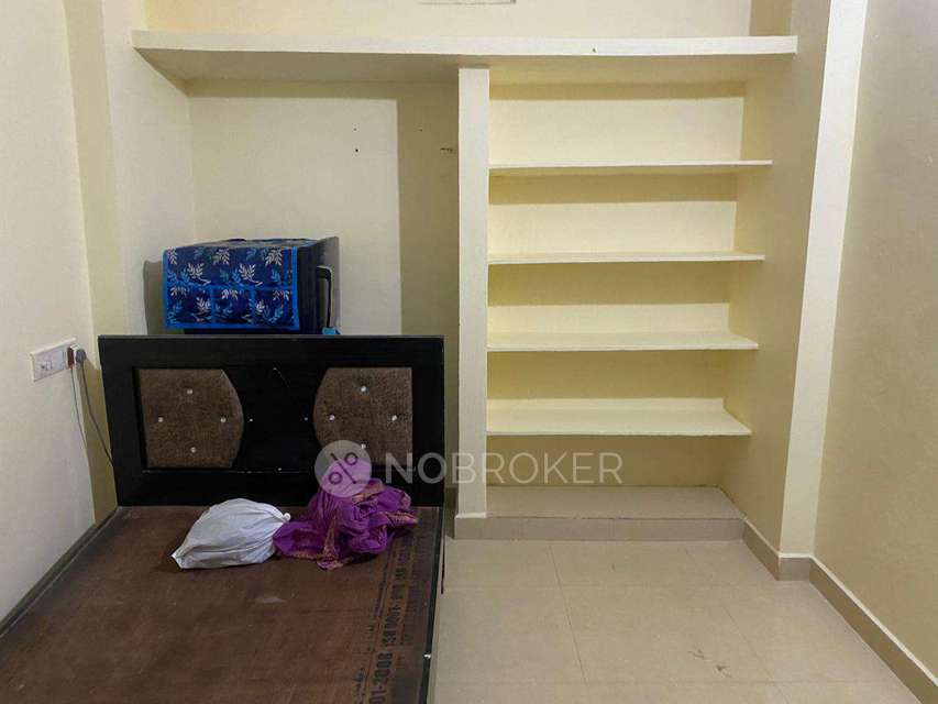 2 BHK House for Rent  In  Hafeezpet