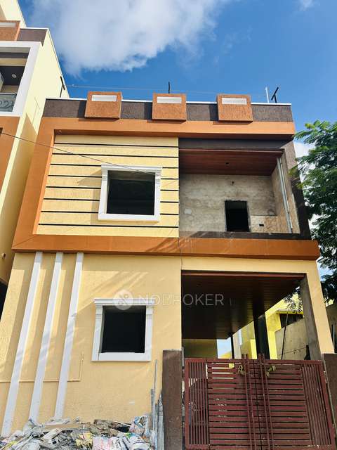 2 BHK House For Sale  In Isnapur