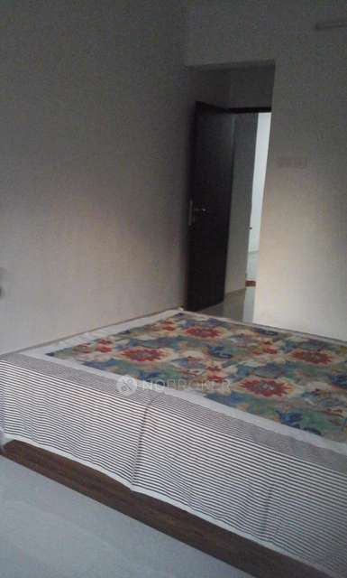 2 BHK Flat In Ashoka Society For Sale  In Khar West