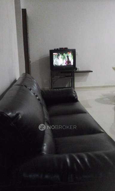 2 BHK Flat In Ashoka Society For Sale  In Khar West