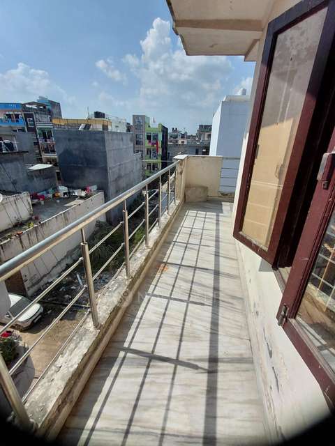 2 BHK Flat In Sai Apartment, Kailashpuram-2 For Sale  In Sadarpur