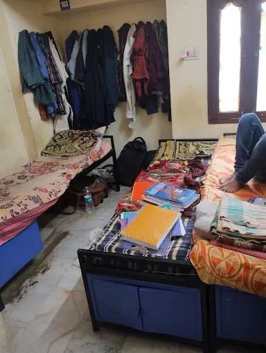 PG for Boys in Himayatnagar