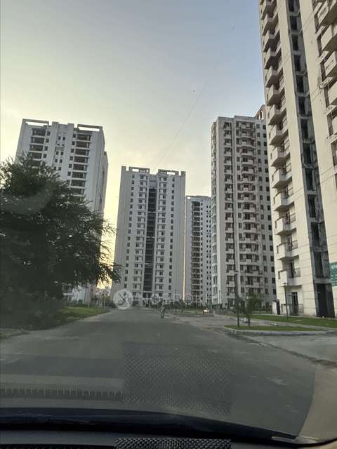 4 BHK Flat In Jaypee Kensington Park Heights For Sale  In Sector 133