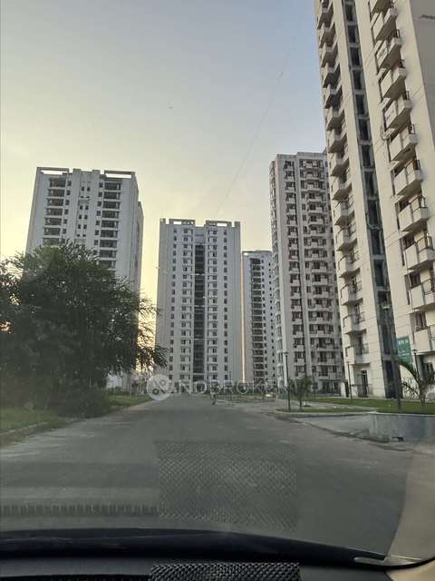 4 BHK Flat In Jaypee Kensington Park Heights For Sale  In Sector 133