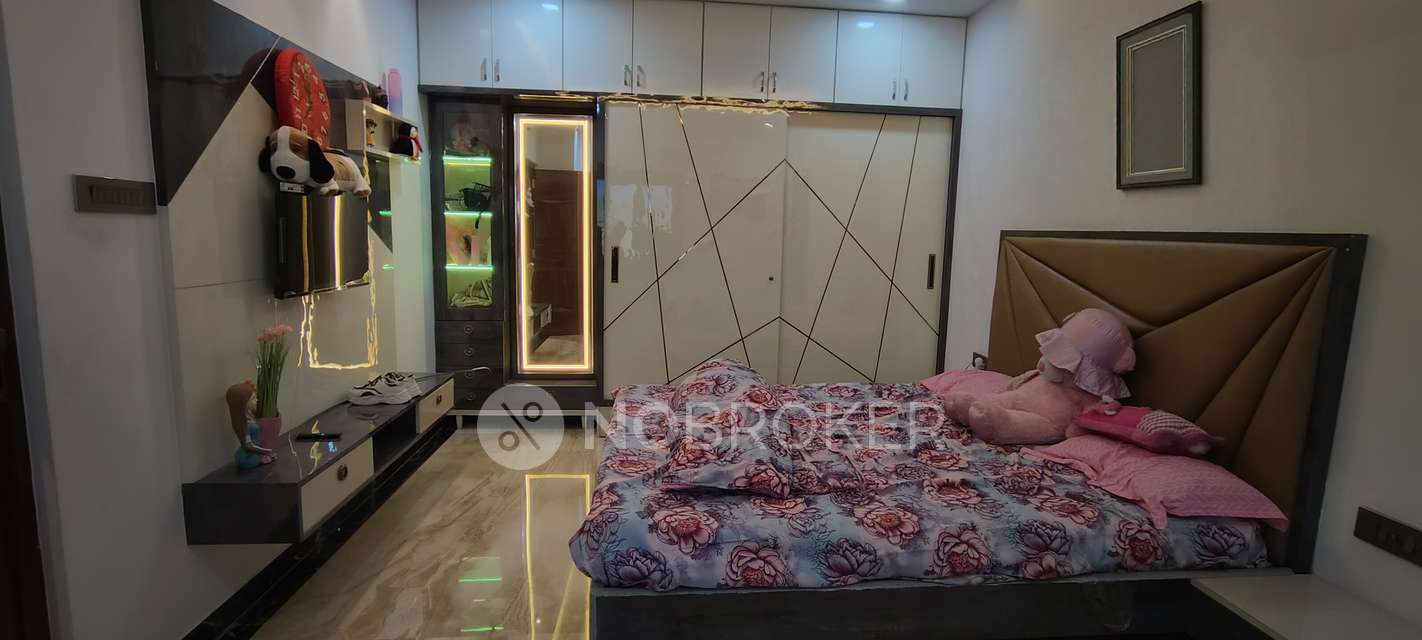 4+ BHK Flat In Sri Kurumurthy Nilayam For Sale  In  Sanjay Gandhi Nagar, Chinthal, Jeedimetla, 