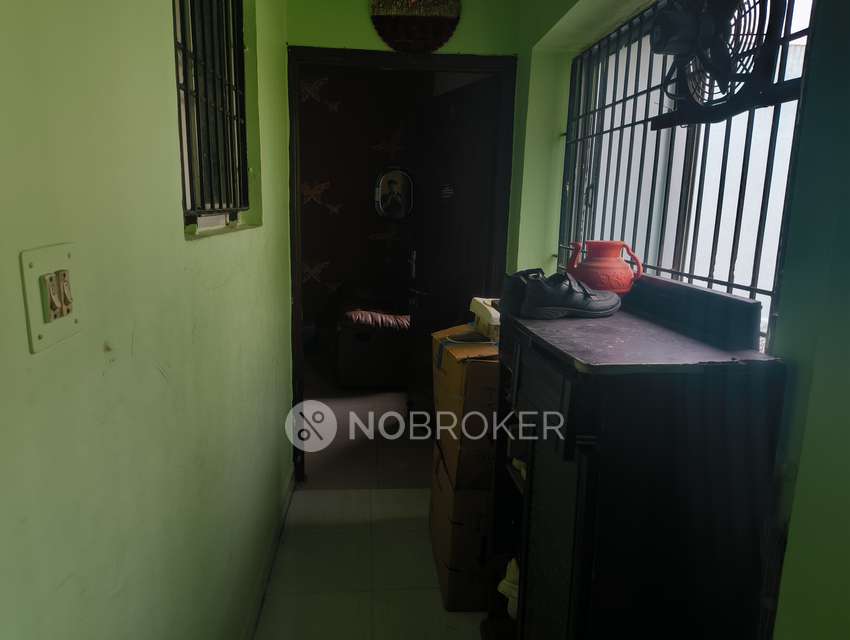 4+ BHK Flat In Ap For Sale  In Villivakkam