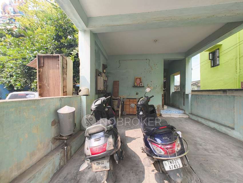 4+ BHK Flat In Ap For Sale  In Villivakkam