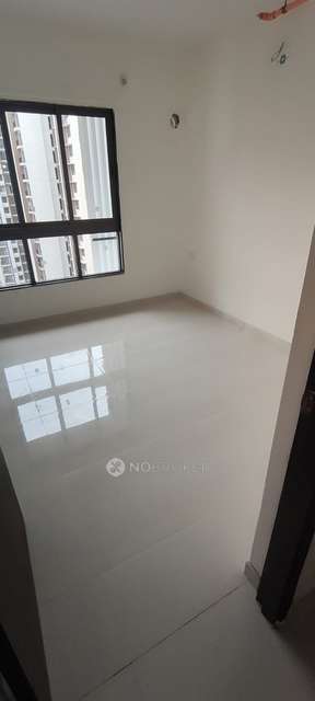 2 BHK Flat In Runwal Gardens, Dombivli East for Rent  In Dombivli East