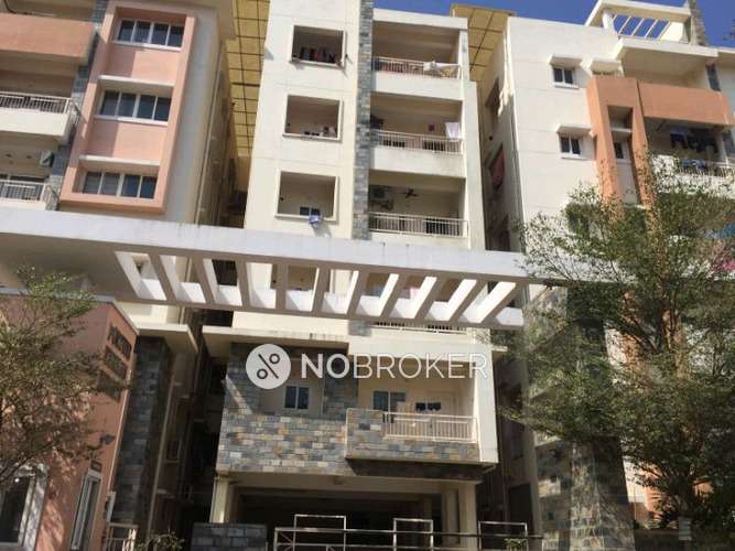 Single Room for Male In 3 BHK  In Fortune Kumkum Heights In Kondapur