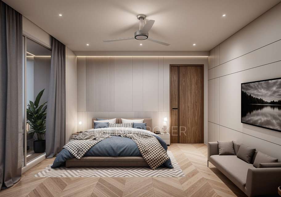 4+ BHK Flat In The Petal For Sale  In New Manglapuri