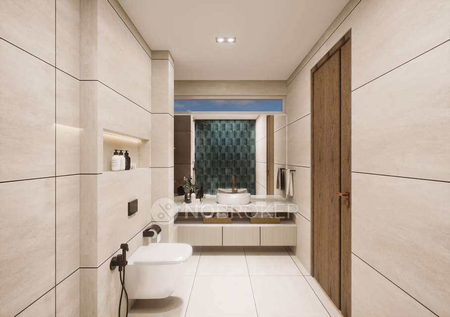 4+ BHK Flat In The Petal For Sale  In New Manglapuri