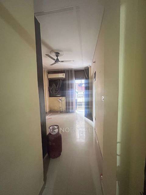 1 BHK Flat In Indira Enclave for Rent  In  Sainik Farm