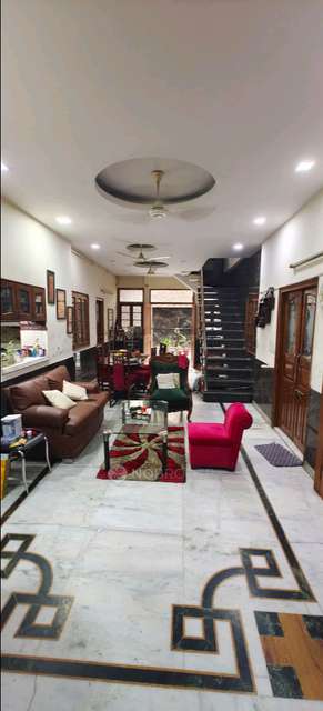 4+ BHK House For Sale In Karol Bagh