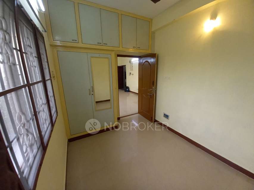 3 BHK Flat In Jnb Anandhi Flats For Sale  In  Vadapalani,