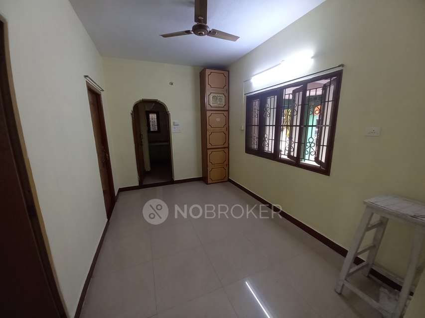 3 BHK Flat In Jnb Anandhi Flats For Sale  In  Vadapalani,