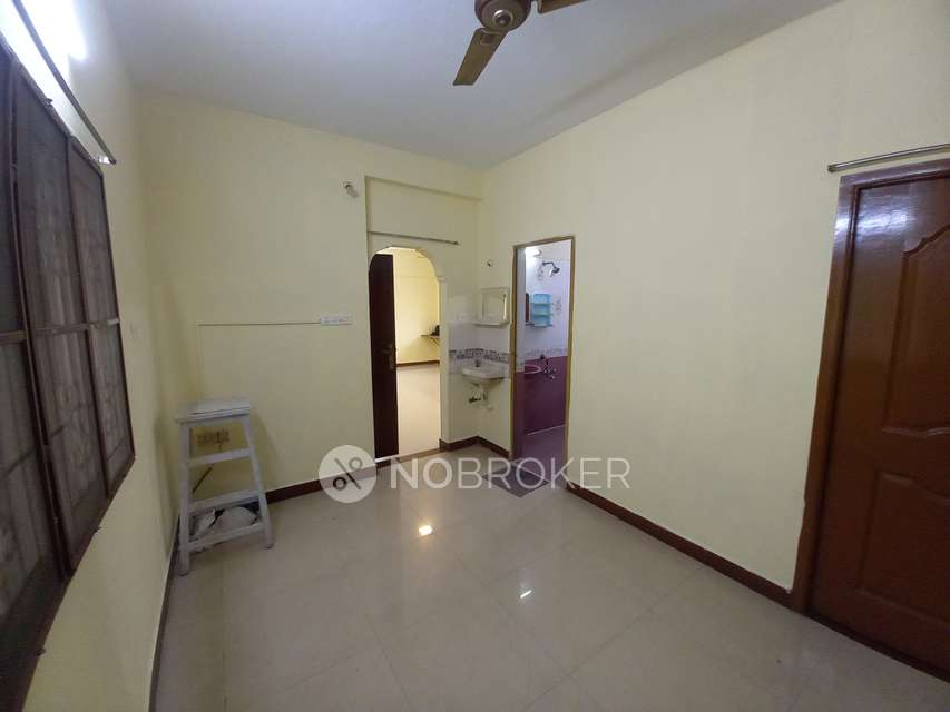 3 BHK Flat In Jnb Anandhi Flats For Sale  In  Vadapalani,