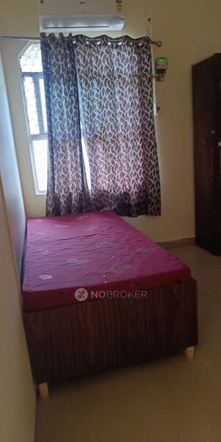 PG for Girls in Raja Garden, 