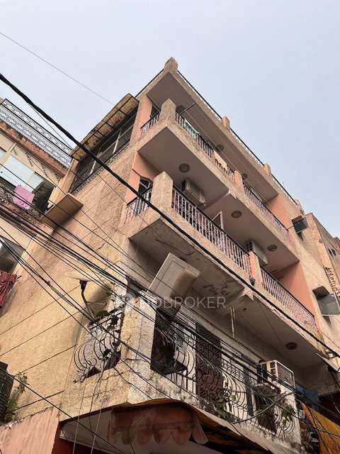 PG for Girls in Raja Garden, 