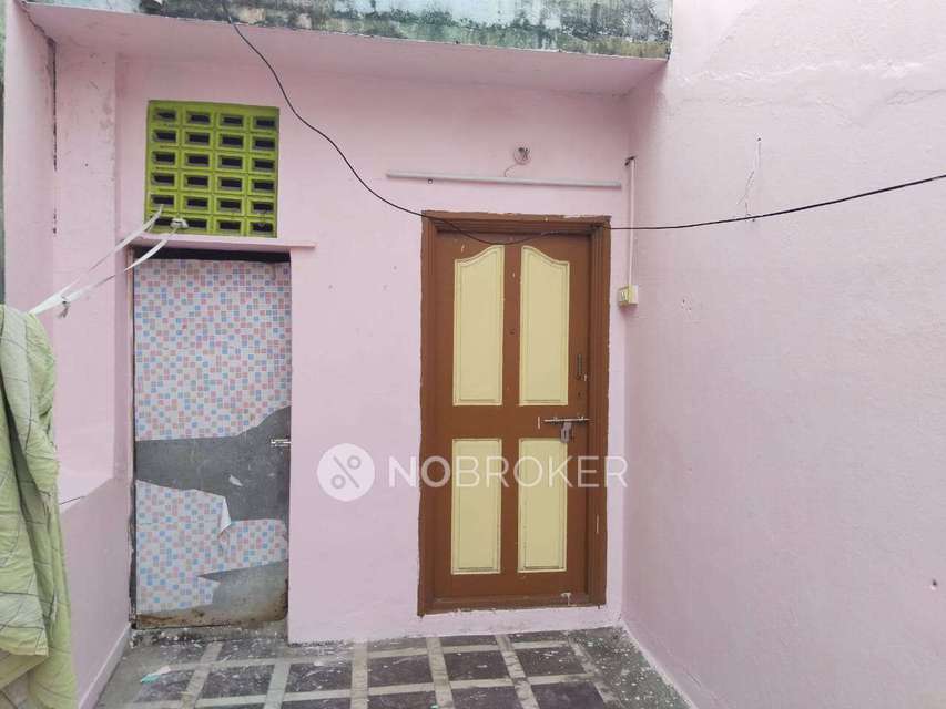 1 BHK Flat In Dhanalakshmi House for Rent  In Royapuram