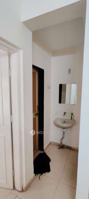 2 BHK Flat In Dwarkadheesh Residency For Sale  In Pimple Saudagar