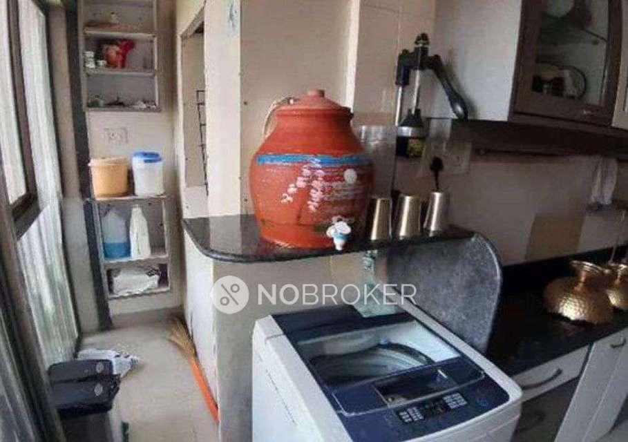 3 BHK Flat In Silver Leaf B Wing For Sale  In Kandivali East