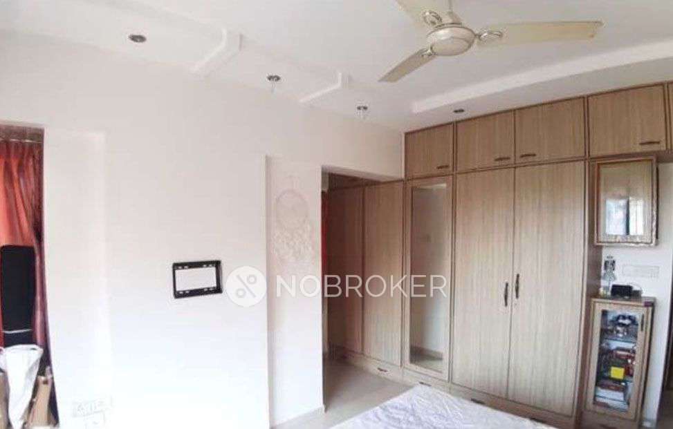 3 BHK Flat In Silver Leaf B Wing For Sale  In Kandivali East