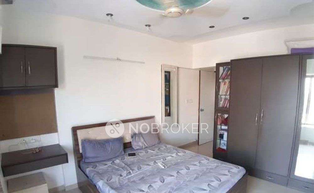 3 BHK Flat In Silver Leaf B Wing For Sale  In Kandivali East