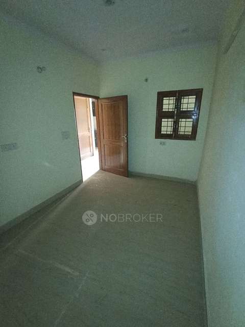 3 BHK Flat In Swarn Park  For Sale  In Mundka