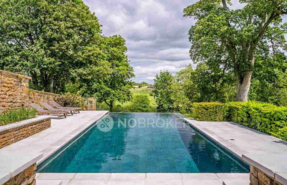 1 BHK Flat In Mahindra Vista For Sale  In Kandivali East