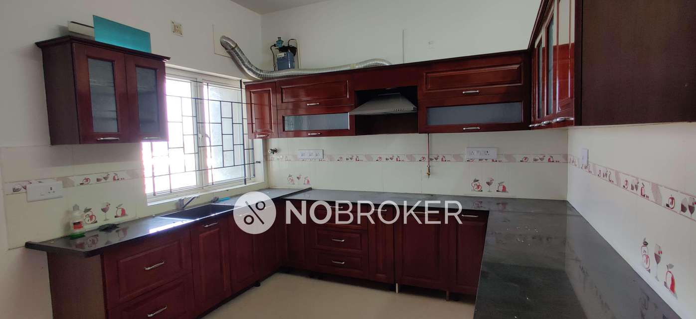2 BHK Flat In Sai Sujeet For Sale  In Pallikaranai