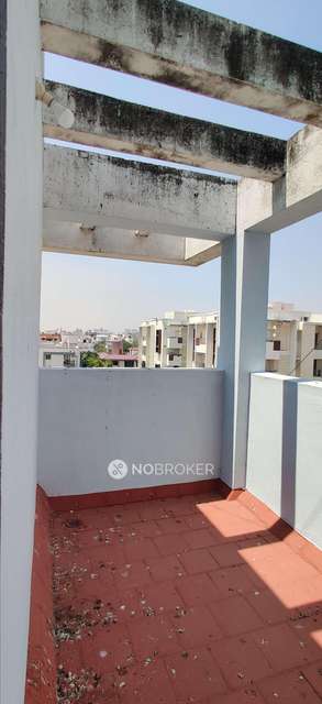 2 BHK Flat In Sai Sujeet For Sale  In Pallikaranai