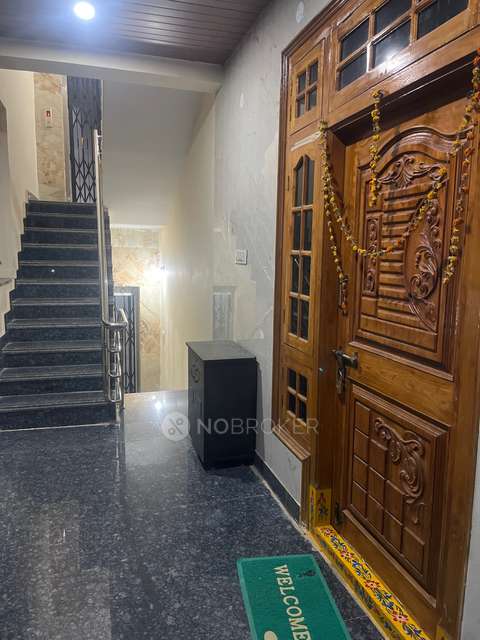 2 BHK Flat In Adhita Enclave for Rent  In Seemakurthi Venkat Home