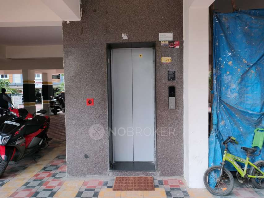 3 BHK Flat In Neeladri Tower For Sale  In Kukatpally  