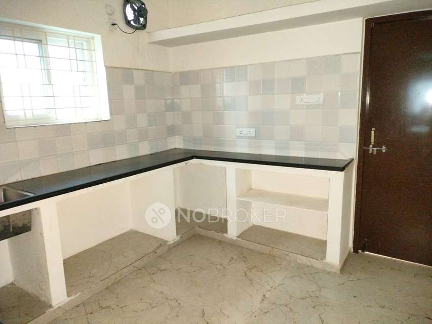 3 BHK Flat In Neeladri Tower For Sale  In Kukatpally  