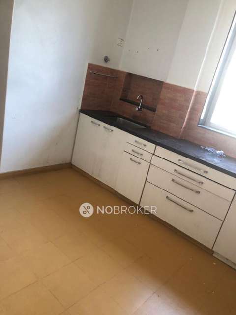 3 BHK Flat In Shyam Nivas For Sale  In Cumballa Hill