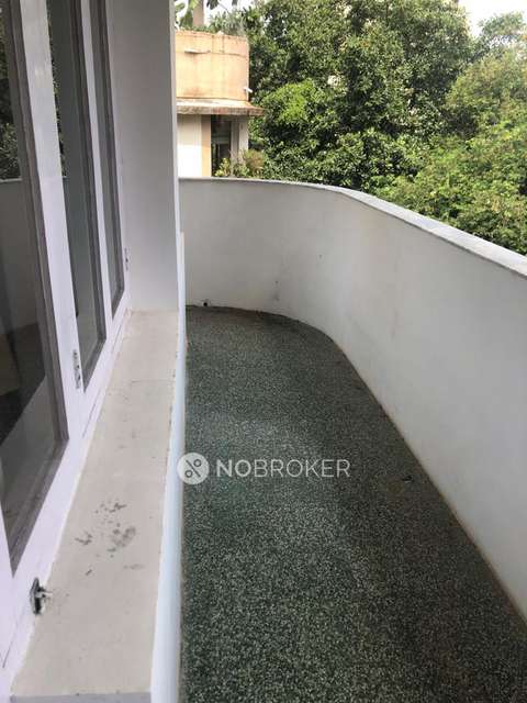 3 BHK Flat In Shyam Nivas For Sale  In Cumballa Hill