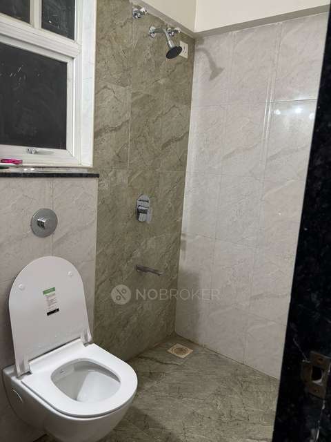 2 BHK Flat In Mantra Insignia for Rent  In Mundhwa