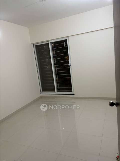 2 BHK Flat In Mantra Insignia for Rent  In Mundhwa