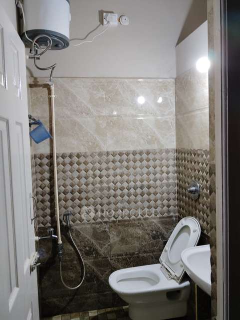 PG for Girls in Medavakkam