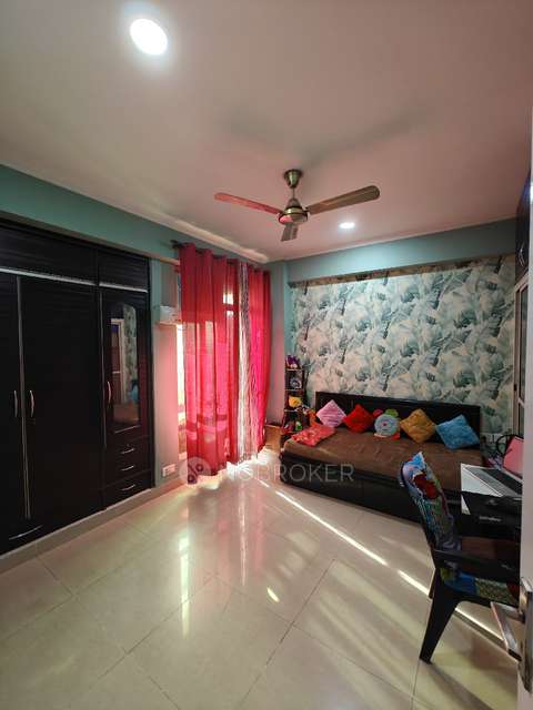 2 BHK Flat In  11th Avenue Gaur City 2 For Sale  In Gaur City 2