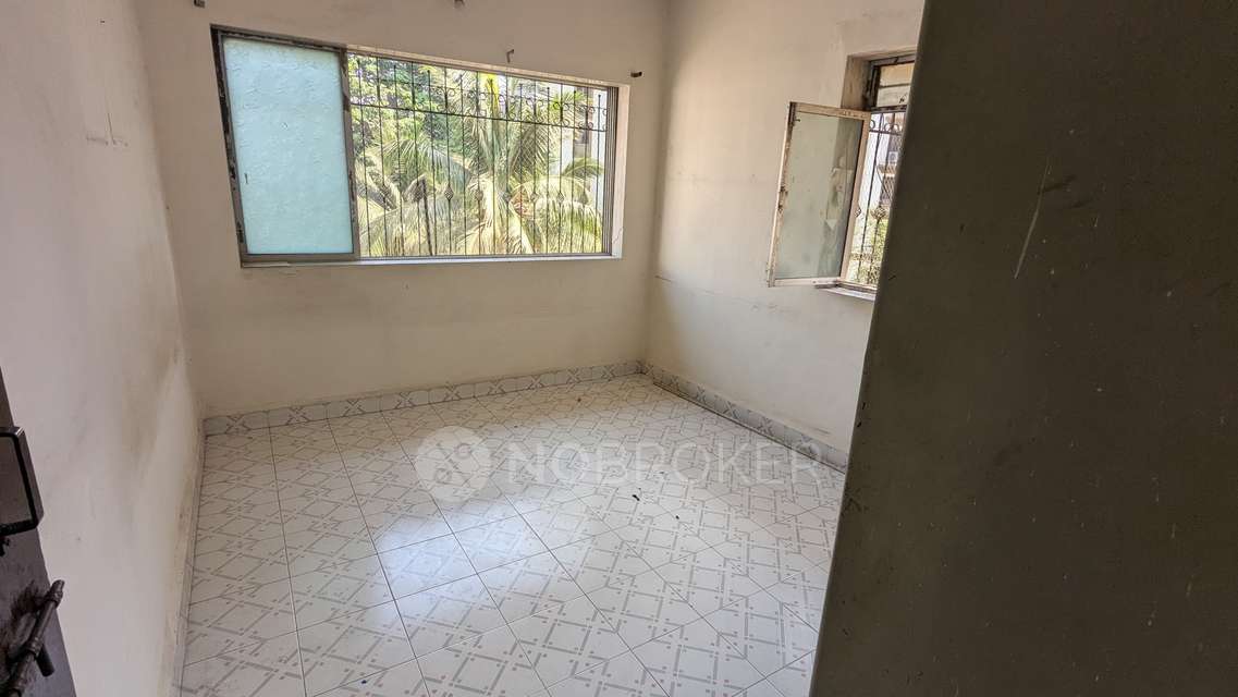 1 BHK Flat In Sahara Chs For Sale  In Borivali East