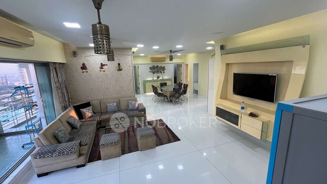 4 BHK Flat In Spark Desai Solitaire Chs  For Sale  In Matunga