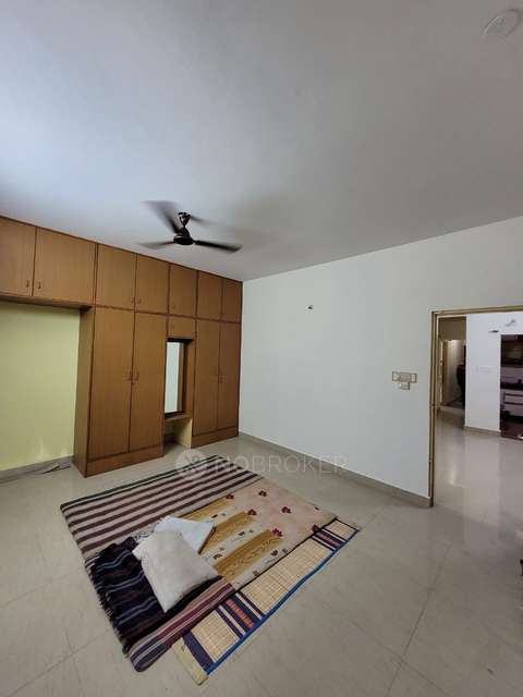 3 BHK Flat In Rgb Ramakrishna Apartments, Hebbal for Rent  In Sultanpalya