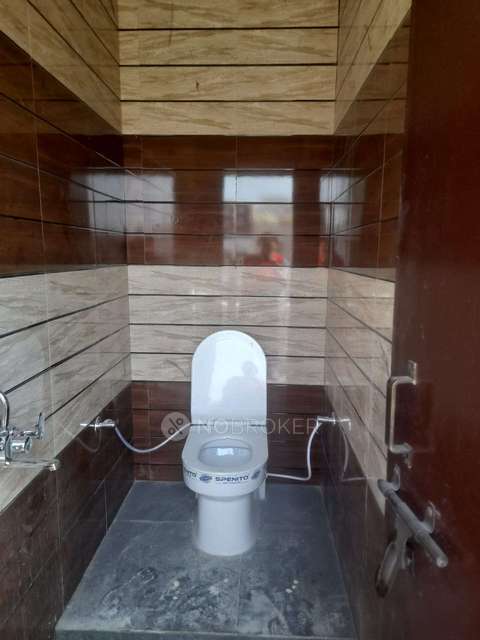 PG for Girls in Tilak Nagar